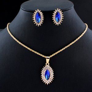 NS8 | Blue Pendant White Gems Gold Necklace Set